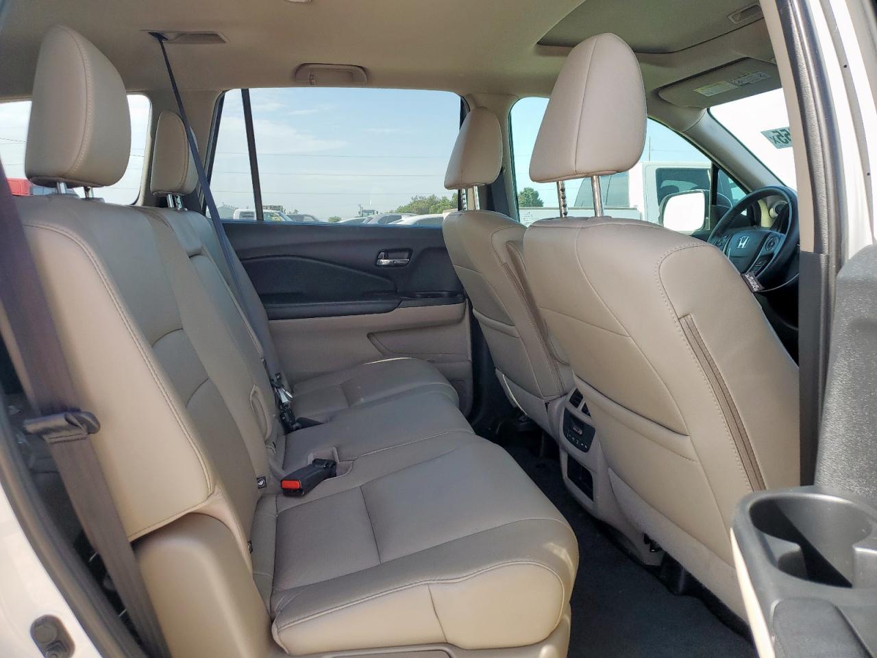 2016 Honda Pilot Exln VIN: 5FNYF5H70GB051543 Lot: 64994855