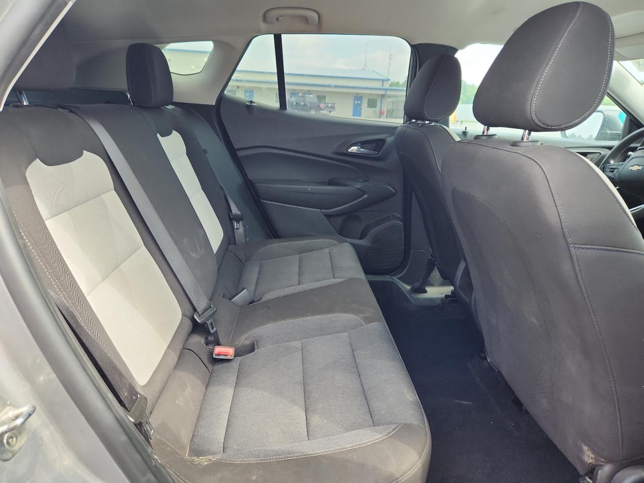 2024 Chevrolet Trax Ls VIN: KL77LFE25RC019302 Lot: 64850975