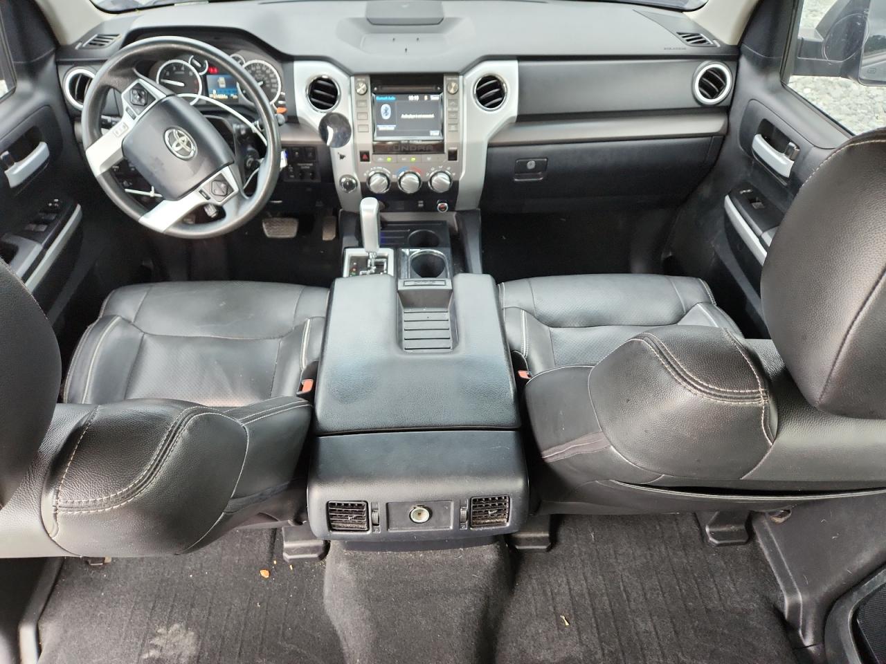 2017 Toyota Tundra Crewmax Sr5 VIN: 5TFDW5F16HX592522 Lot: 63625715