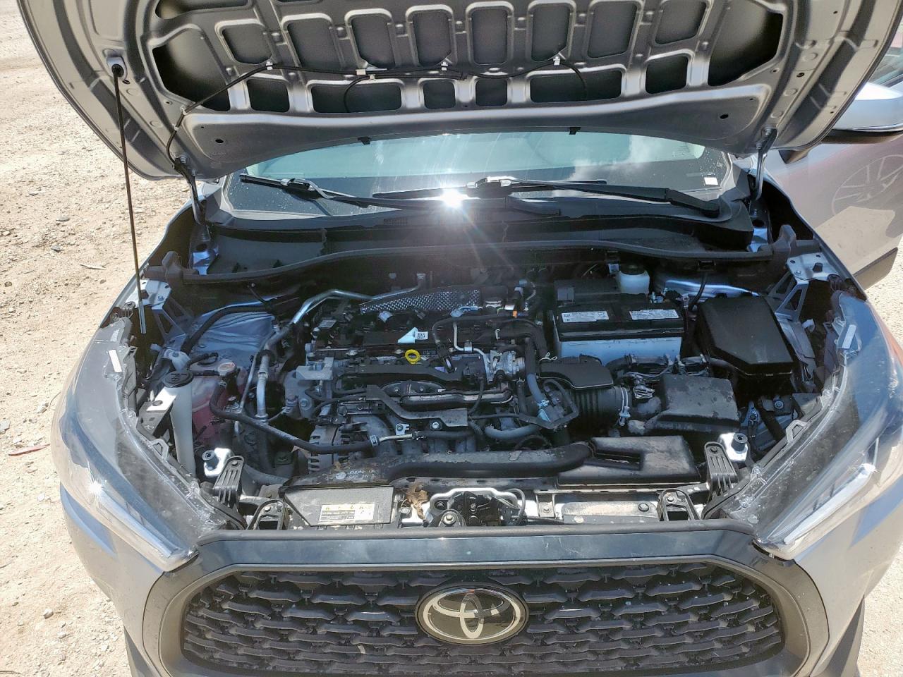2024 Toyota Corolla Cross Le VIN: 7MUCAAAG6RV082490 Lot: 64038125