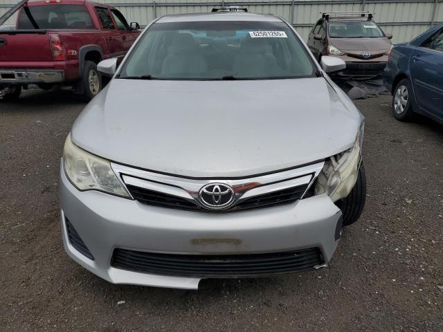 Sedans TOYOTA CAMRY 2012 Silver