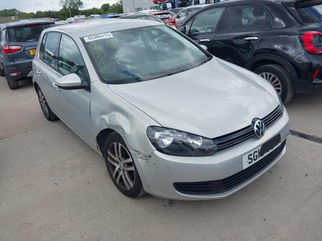 2010 VOLKSWAGEN GOLF SE TD