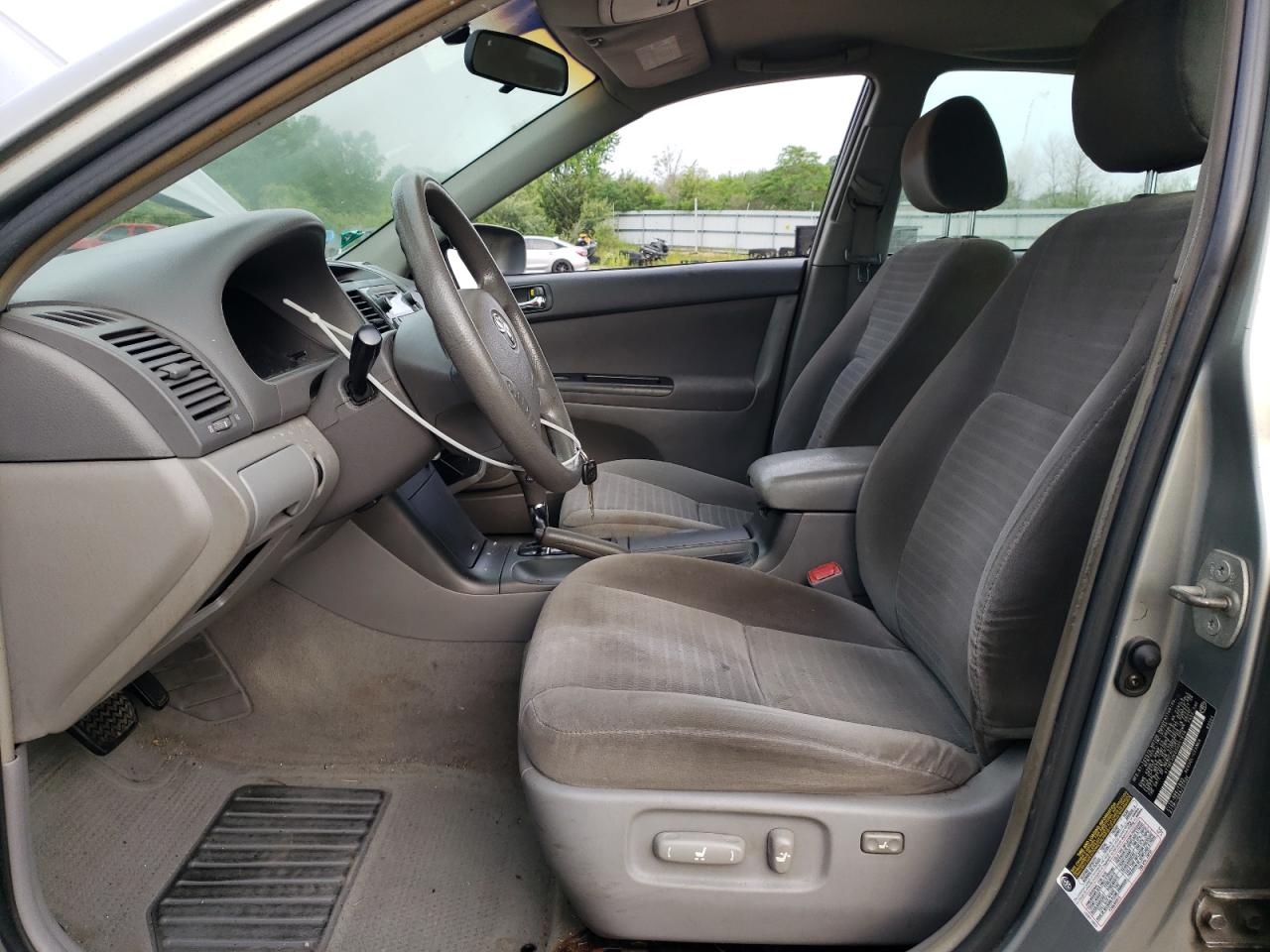 2005 Toyota Camry Le VIN: 4T1BE32K05U951918 Lot: 63088285