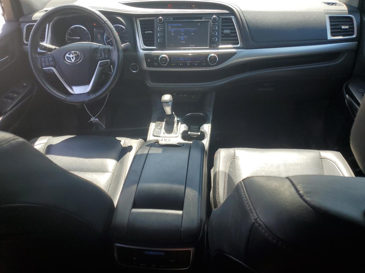 2019 Toyota Highlander Se VIN: 5TDJZRFH9KS712731 Lot: 66335095