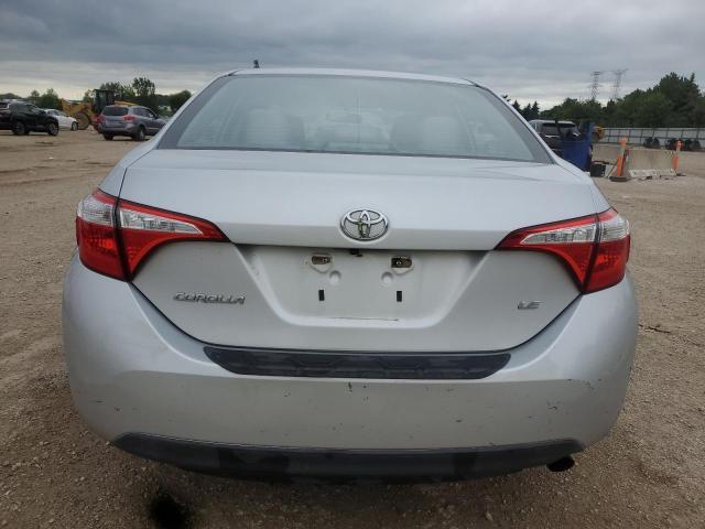  TOYOTA COROLLA 2015 Srebrny