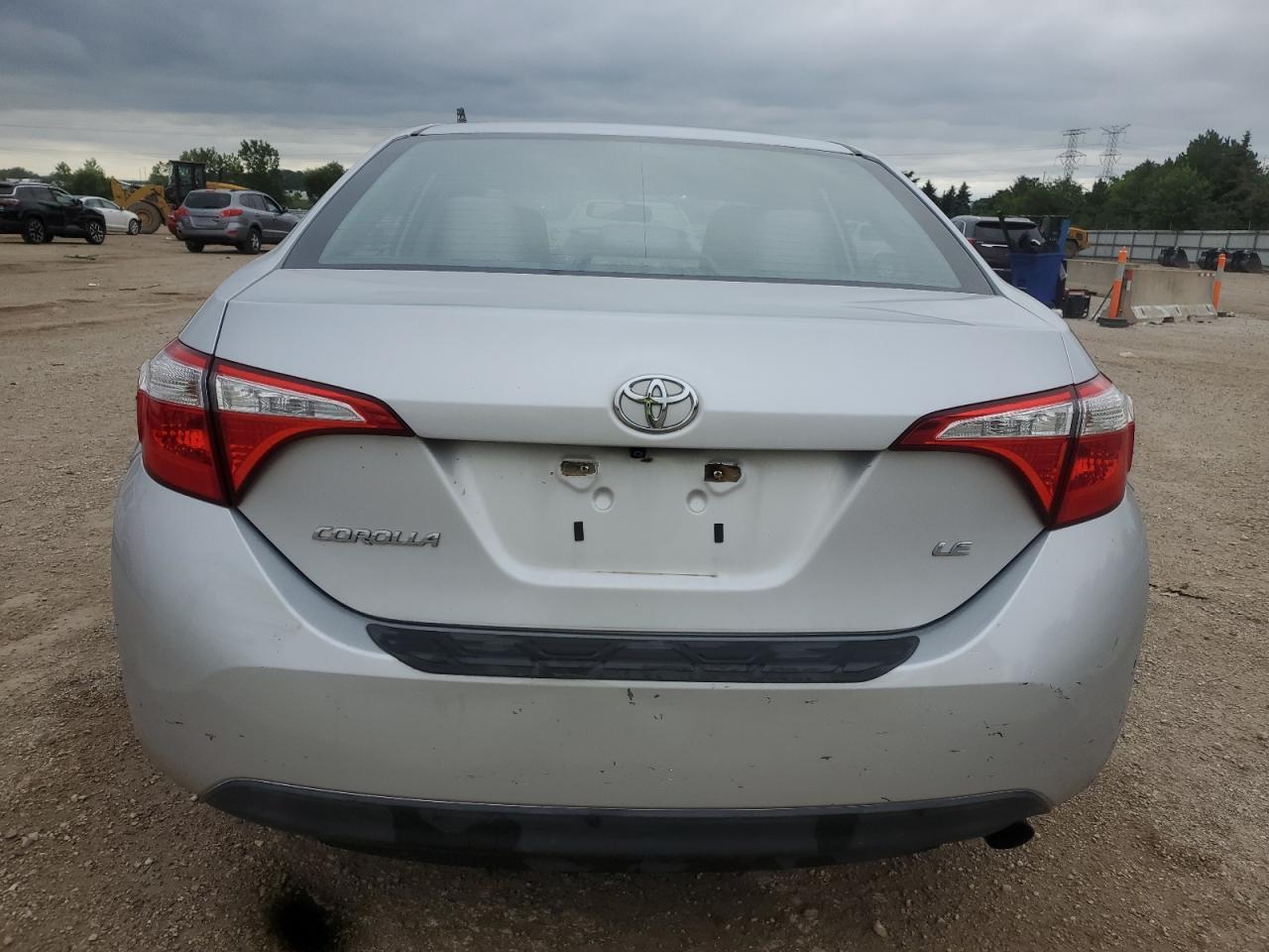 2015 Toyota Corolla L VIN: 5YFBURHE3FP231135 Lot: 65227255