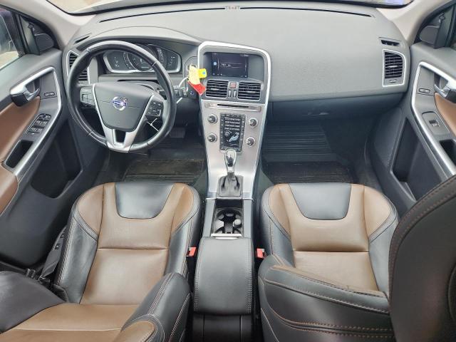  VOLVO XC60 2017 Золотой