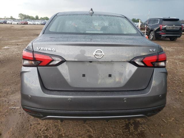  NISSAN VERSA 2021 Серый