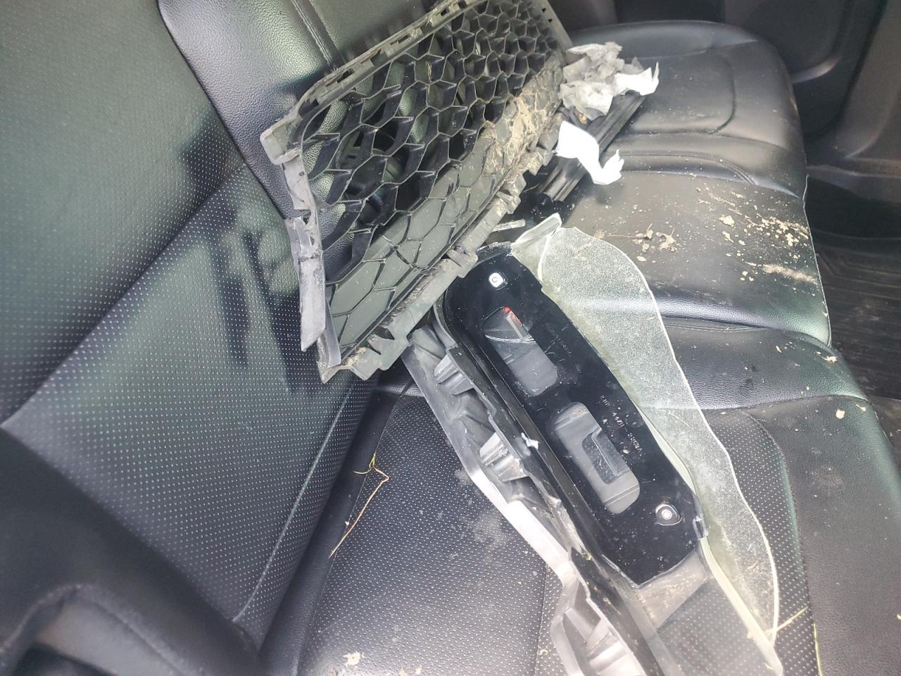 2016 Ford Explorer Limited VIN: 1FM5K8F8XGGA44628 Lot: 65031415