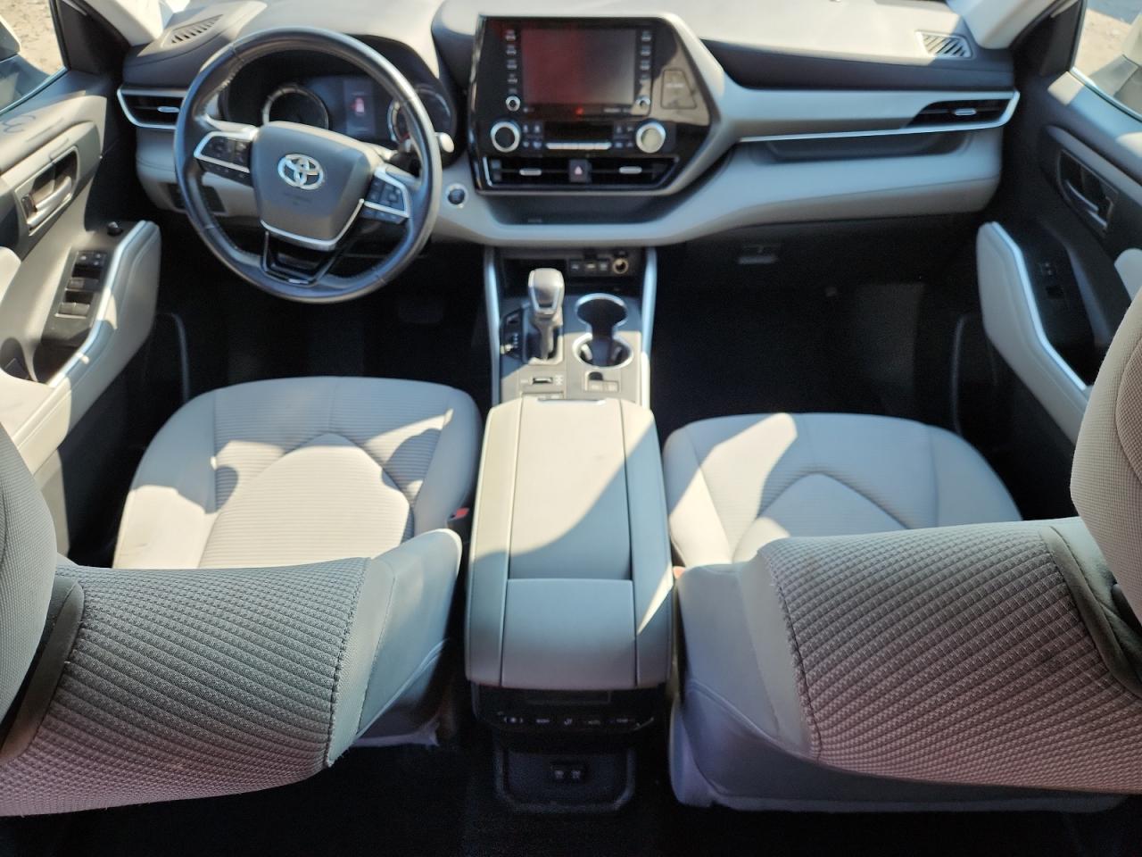 2021 Toyota Highlander L VIN: 5TDBZRBH9MS075076 Lot: 63380365