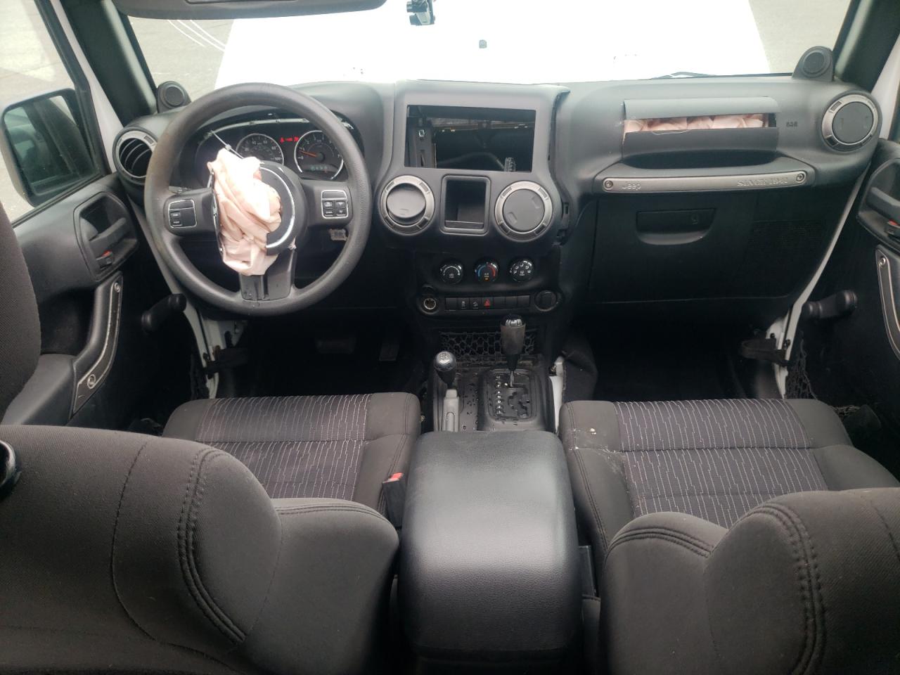 2011 Jeep Wrangler Unlimited Sport VIN: 1J4BA3H19BL553228 Lot: 62717735