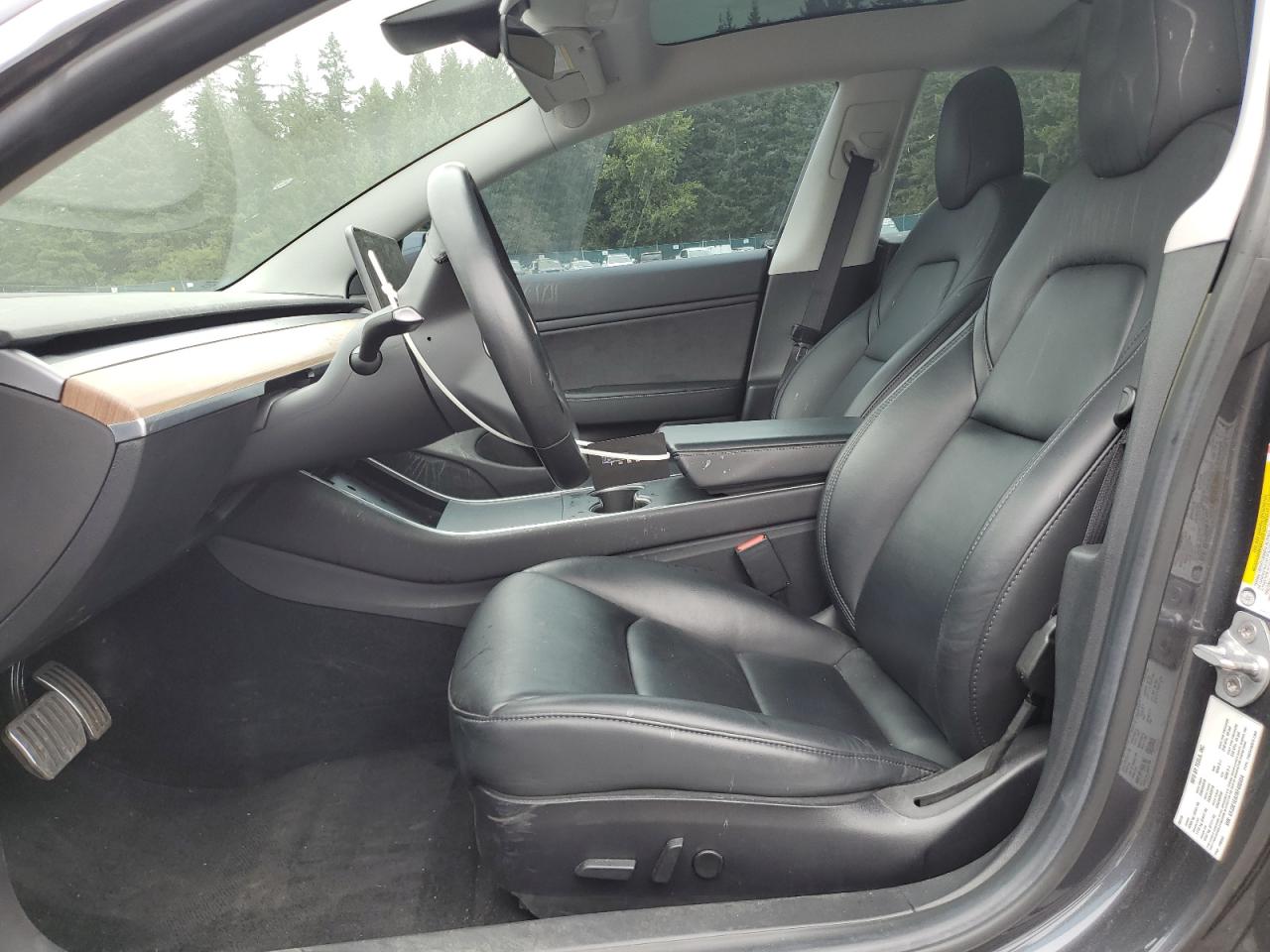 2019 Tesla Model 3 VIN: 5YJ3E1EA7KF400454 Lot: 64233575