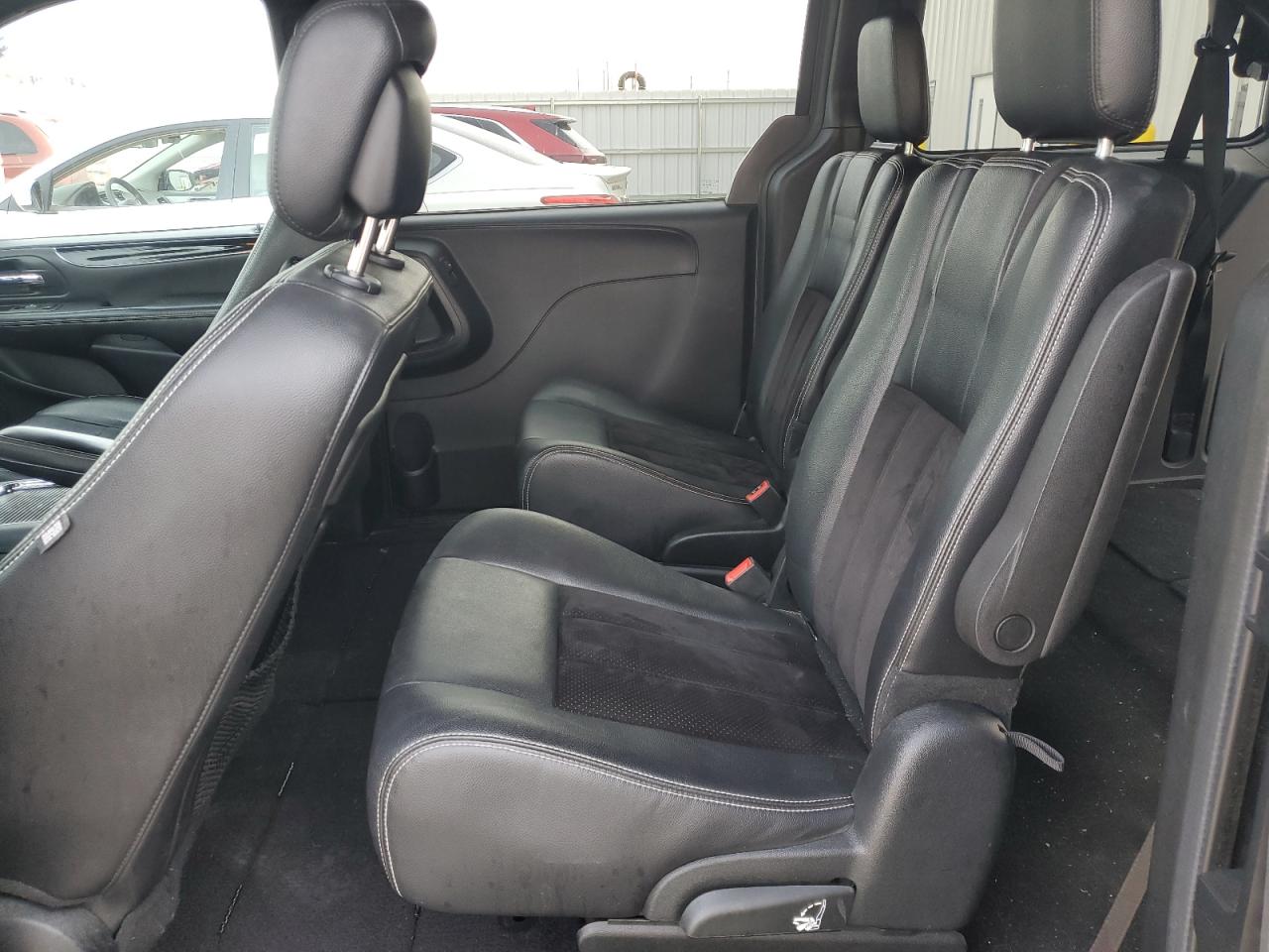 2018 Dodge Grand Caravan Sxt VIN: 2C4RDGCG9JR140133 Lot: 64721645