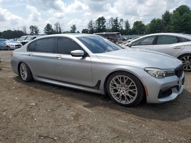  BMW 7 SERIES 2016 Серебристый