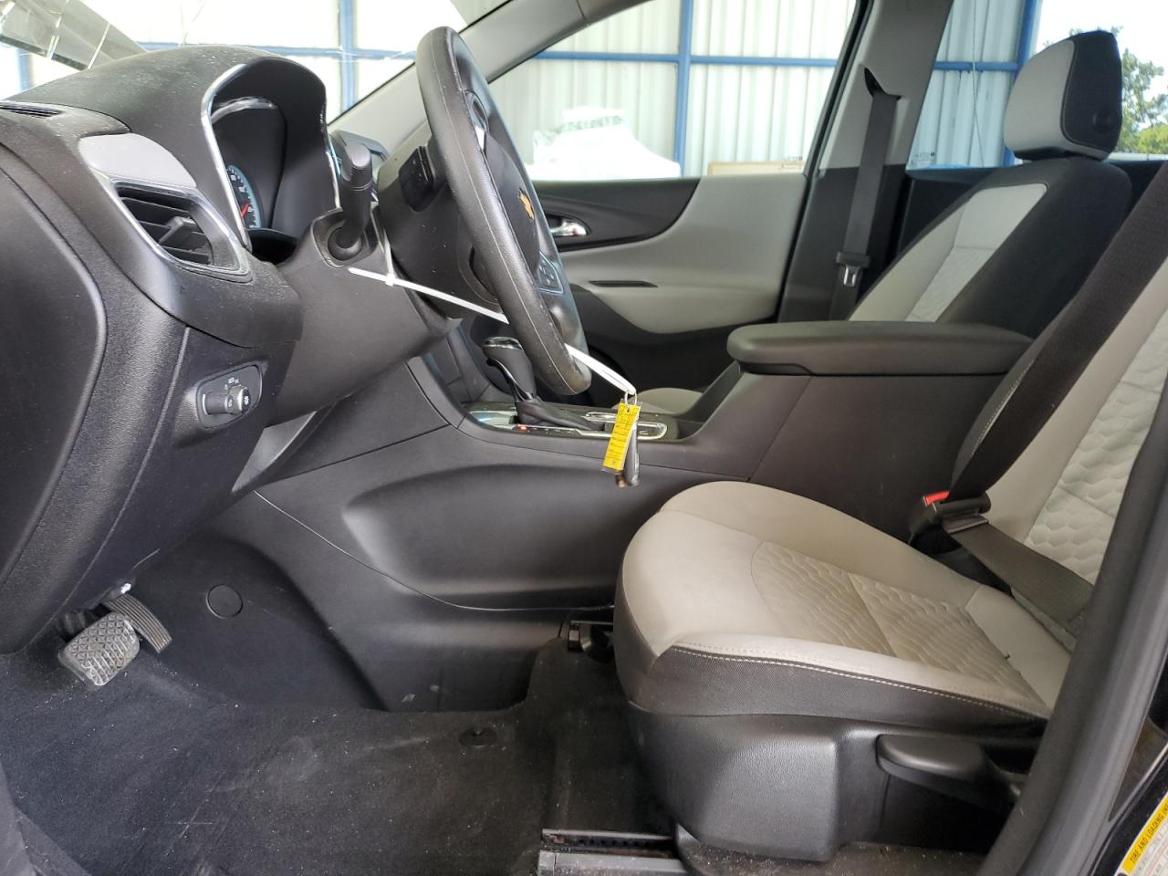 2018 Chevrolet Equinox Ls VIN: 2GNAXHEV2J6210120 Lot: 65247925