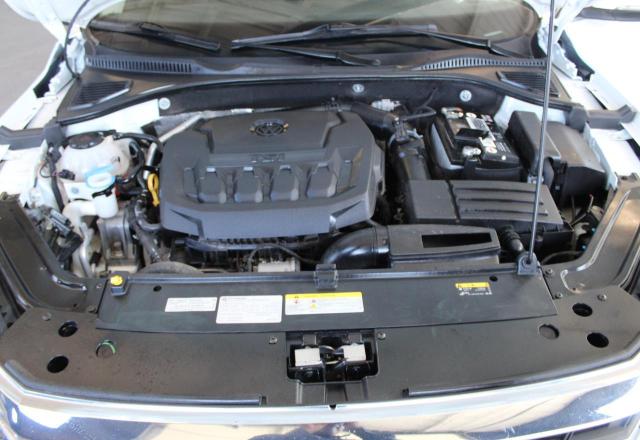  VOLKSWAGEN PASSAT 2021 Белы