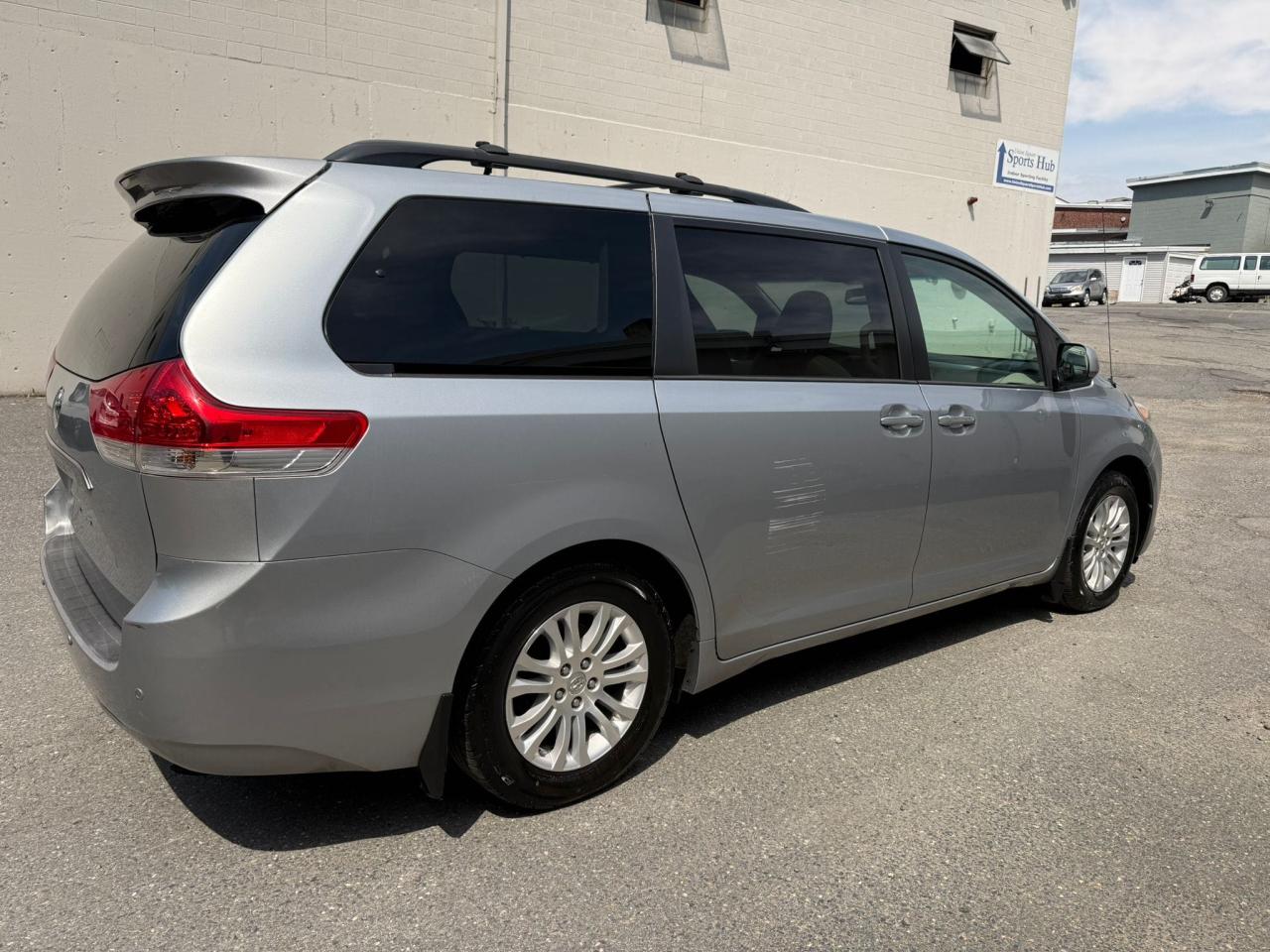 5TDYK3DC3ES515209 2014 Toyota Sienna Xle 2014 Toyota Sienna Xle VIN: 5TDYK3DC3ES515209 Lot: 66675225