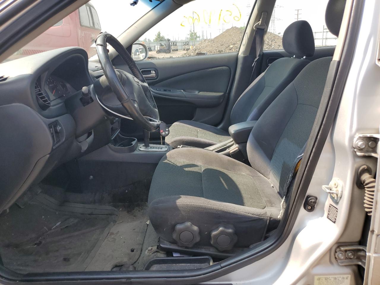 2005 Nissan Sentra Se-R Spec V VIN: 3N1AB51D25L480598 Lot: 65192605