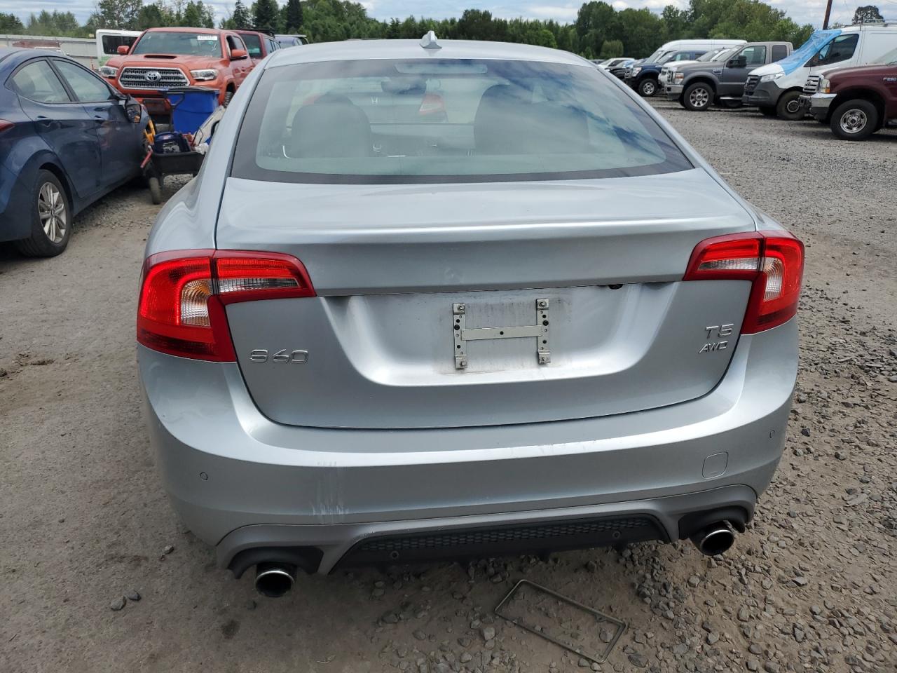 2018 Volvo S60 Dynamic VIN: YV140MTLXJ2452438 Lot: 64044385