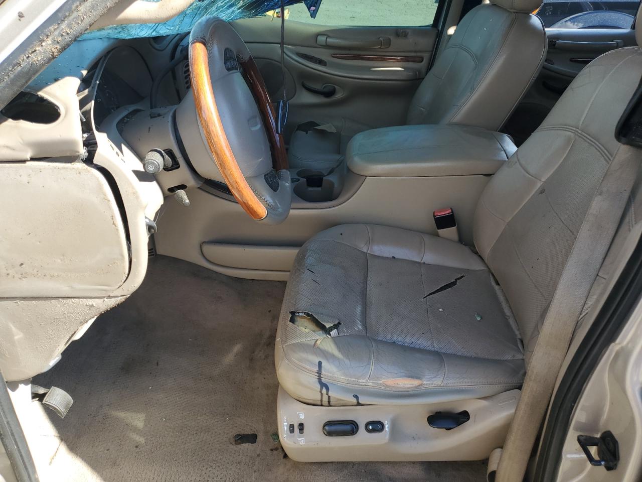 2001 Lincoln Navigator VIN: 5LMFU28R21LJ09663 Lot: 64609735