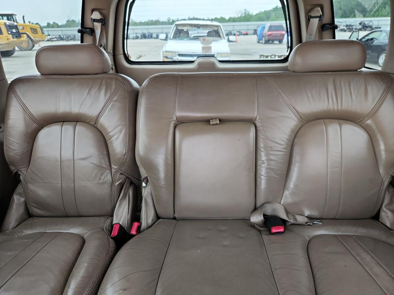1999 Ford Expedition VIN: 1FMRU1764XLA44647 Lot: 63557285