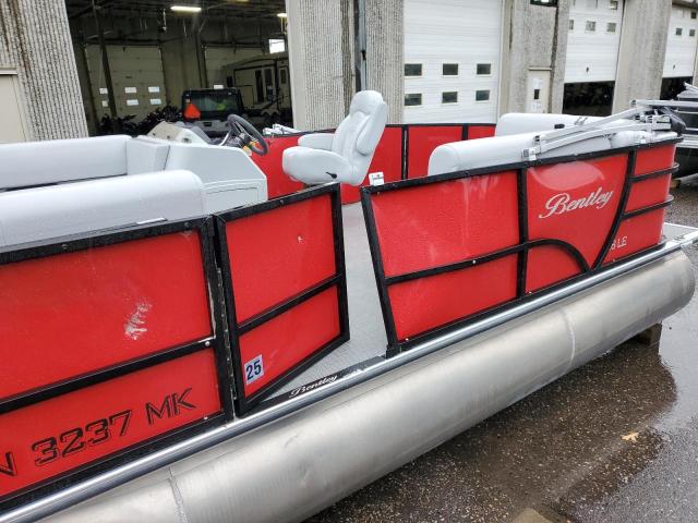 2023 BENTLY PONTOON  