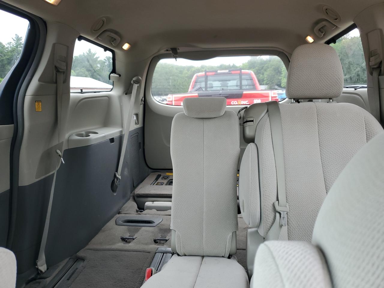 2012 Toyota Sienna Le VIN: 5TDKK3DC1CS266671 Lot: 64014955