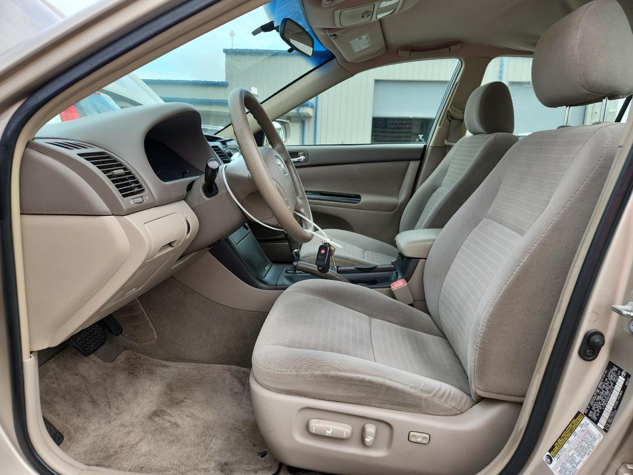2005 Toyota Camry Le VIN: 4T1BE32K65U613116 Lot: 64740785
