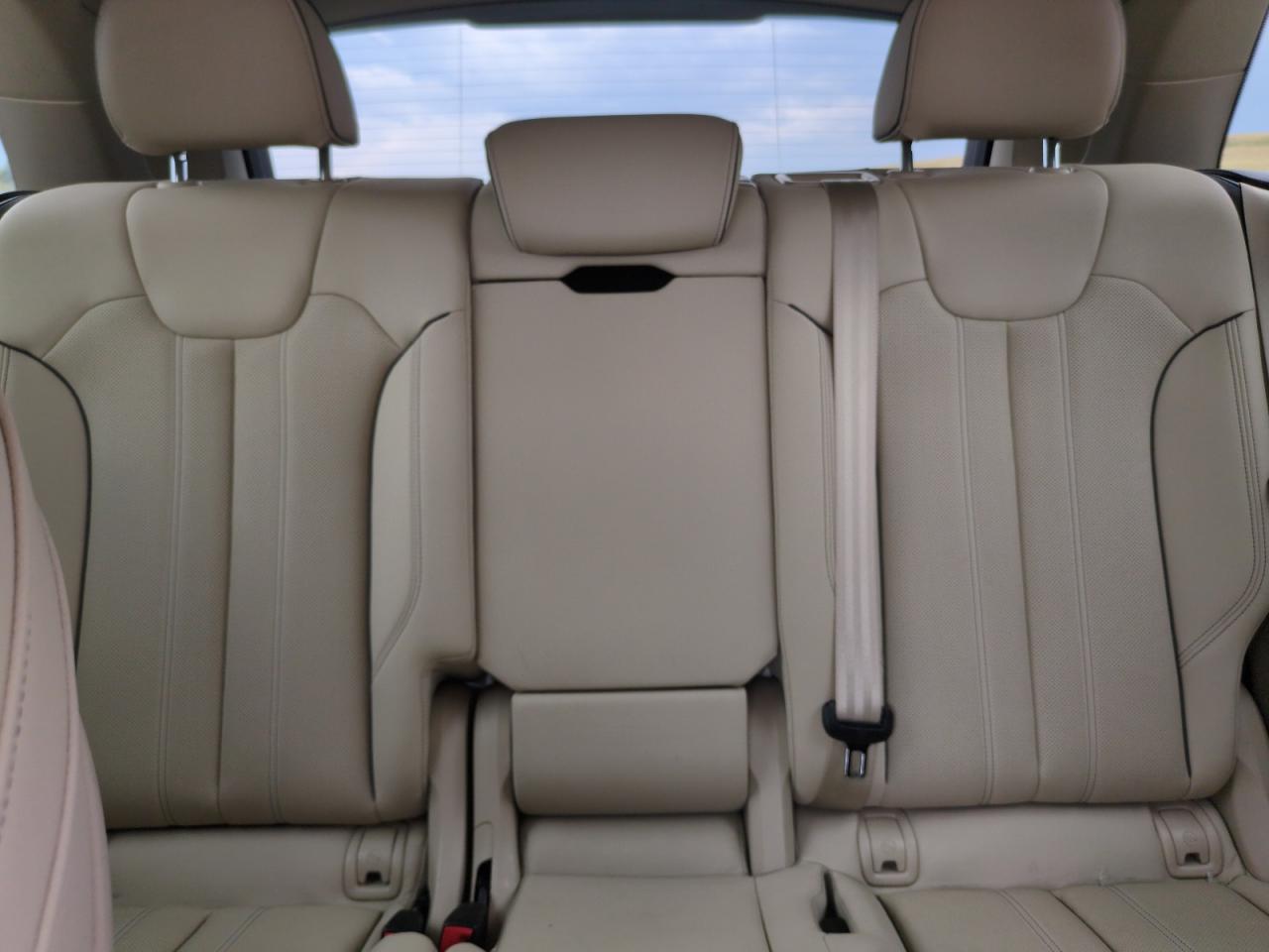 wa1caafy8m2081010 WA1CAAFY8M2081010 2021 Audi Q5 Prestige