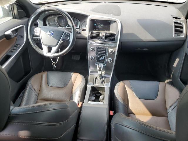  VOLVO XC60 2016 Черный
