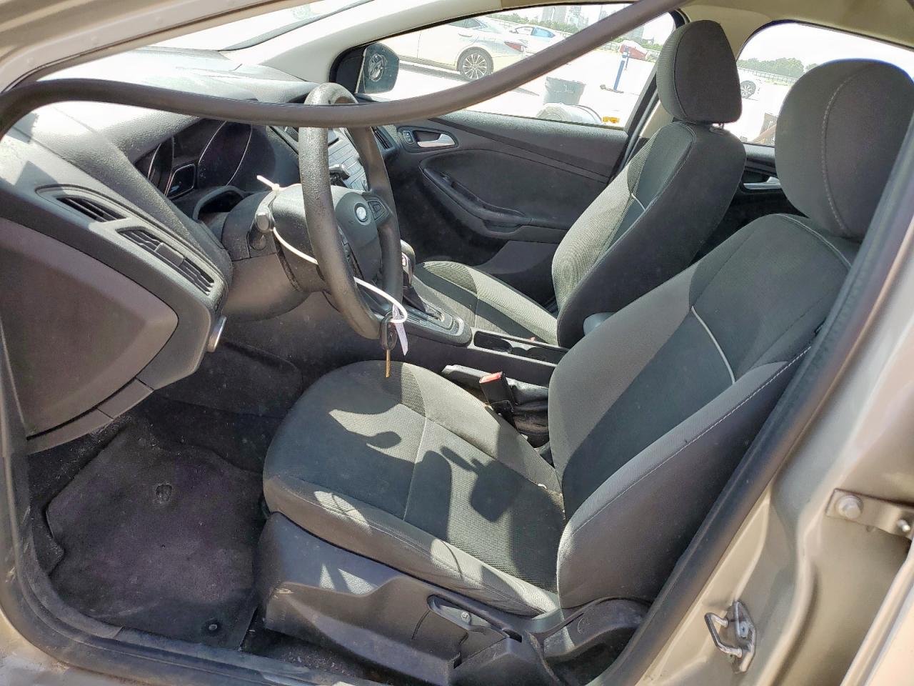 2015 Ford Focus Se VIN: 1FADP3F23FL230524 Lot: 64862565