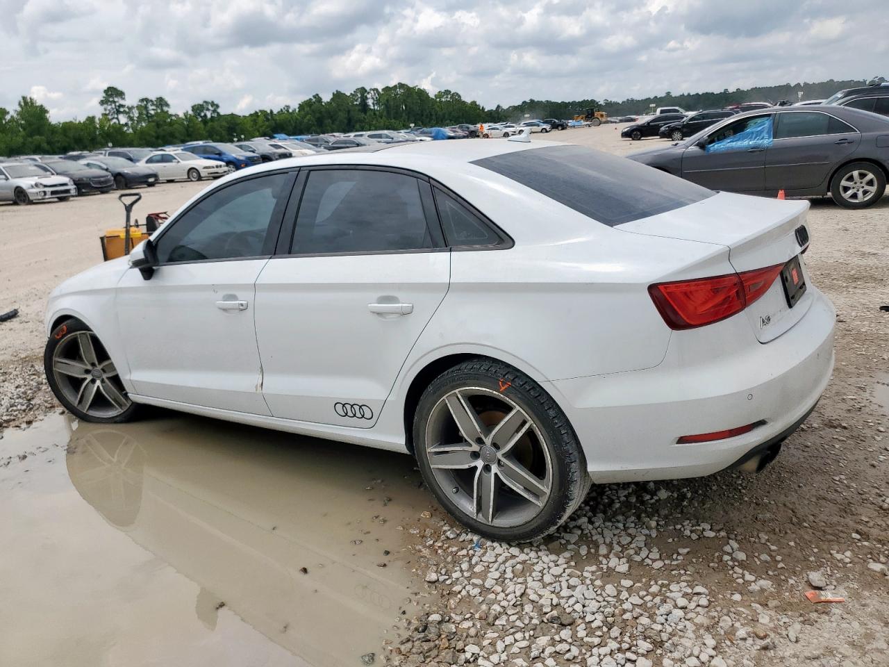 2016 Audi A3 Premium VIN: WAUA7GFF8G1118285 Lot: 65444805
