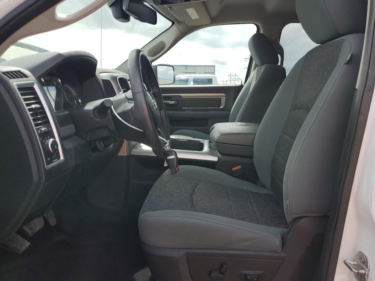 2017 Ram 1500 Slt VIN: 1C6RR7LT4HS621762 Lot: 64780465