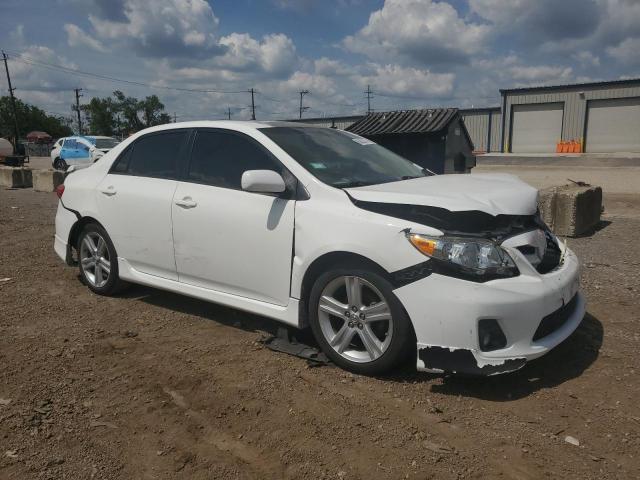  TOYOTA COROLLA 2013 Biały