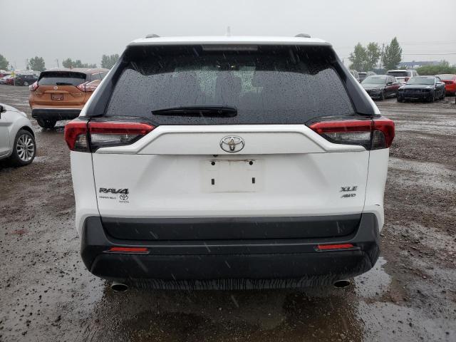 2022 TOYOTA RAV4 XLE  