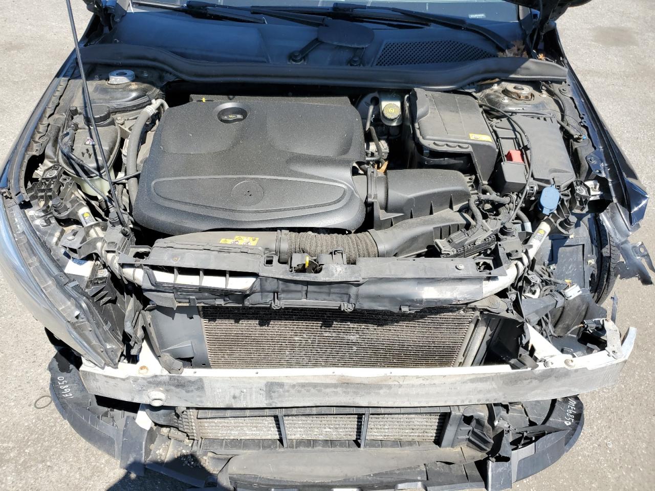 wddsj4eb1en028851 WDDSJ4EB1EN028851 2014 Mercedes-Benz Cla 250