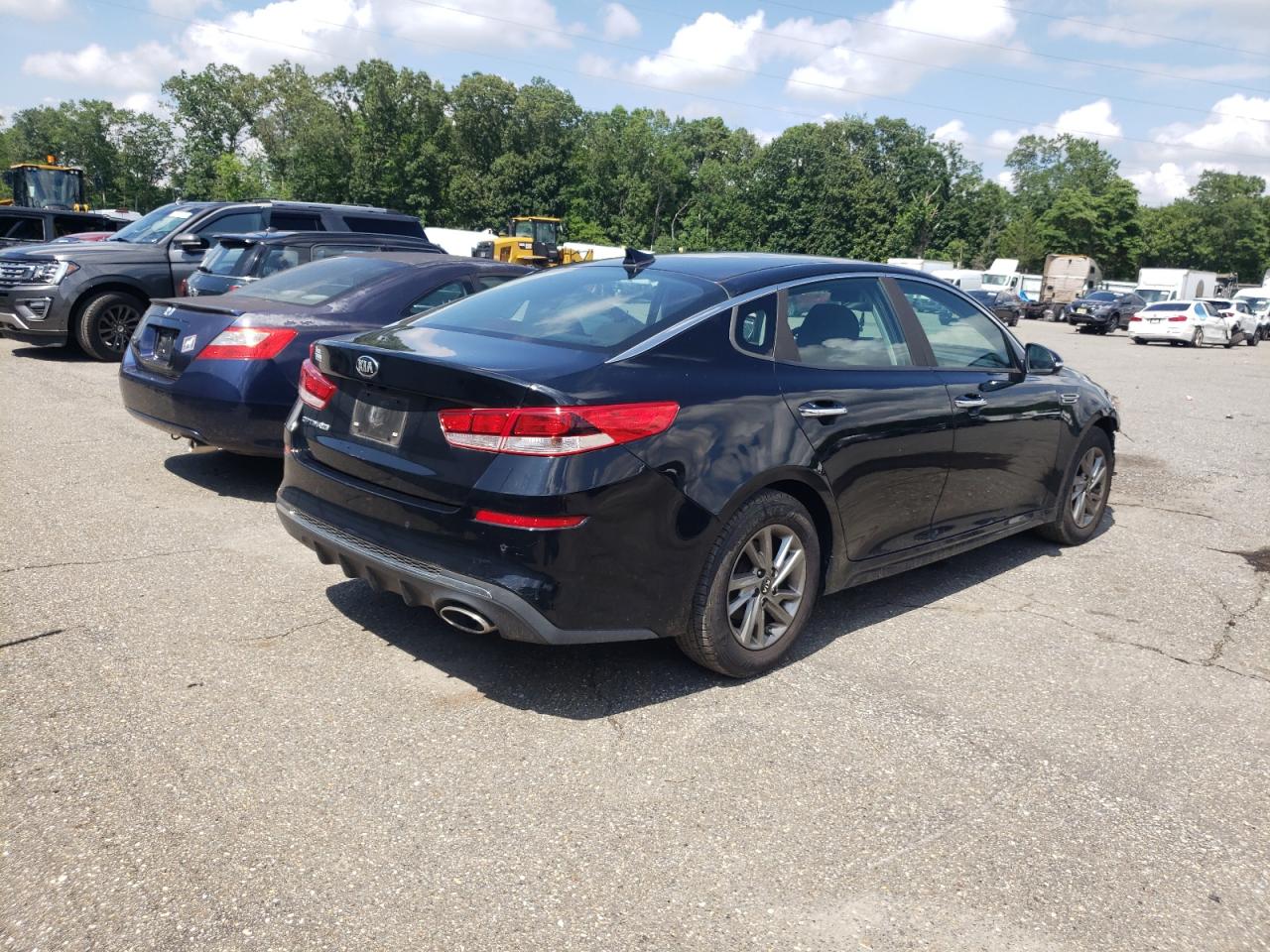 2019 Kia Optima Lx VIN: 5XXGT4L3XKG333925 Lot: 64626735