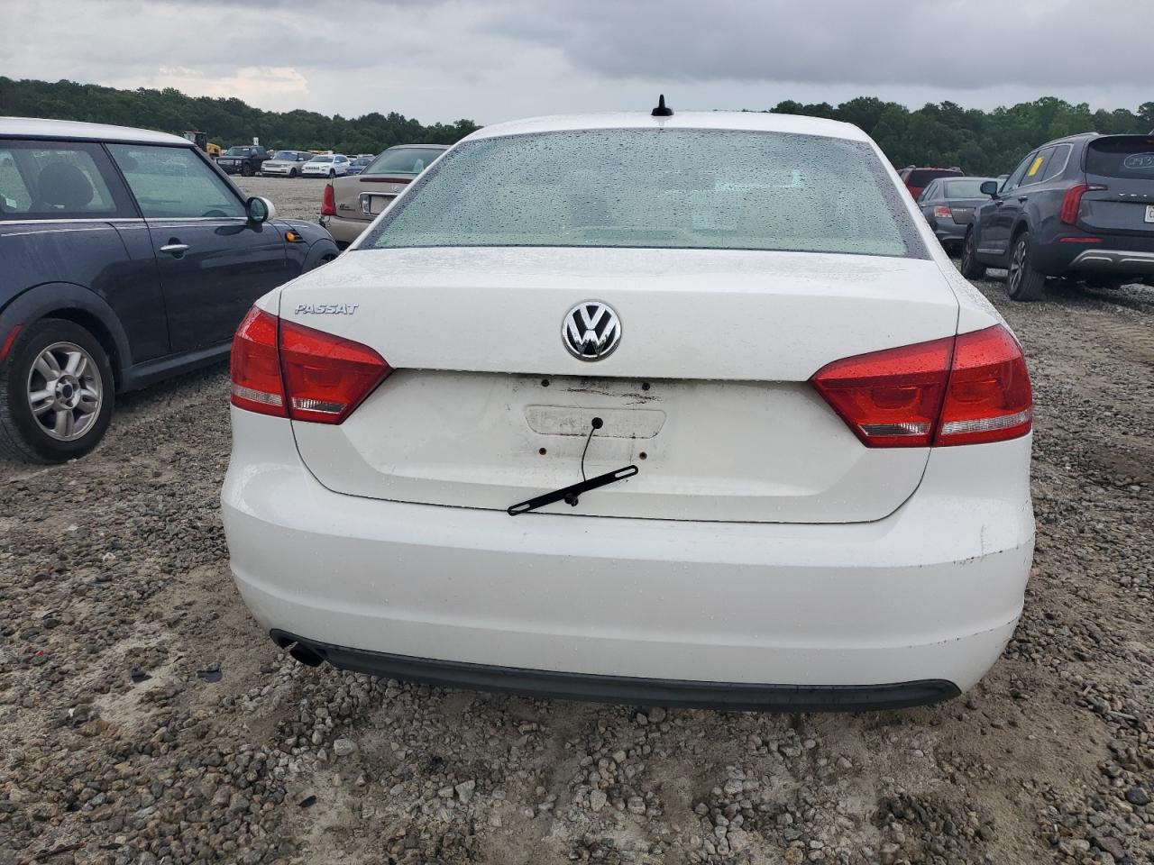 2013 Volkswagen Passat S VIN: 1VWAH7A38DC144640 Lot: 64299025