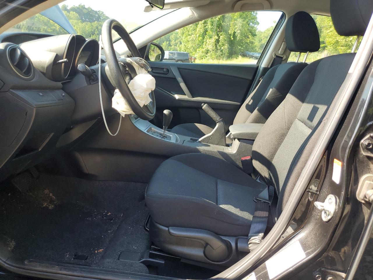 2011 Mazda 3 I VIN: JM1BL1UG5B1496438 Lot: 65073955