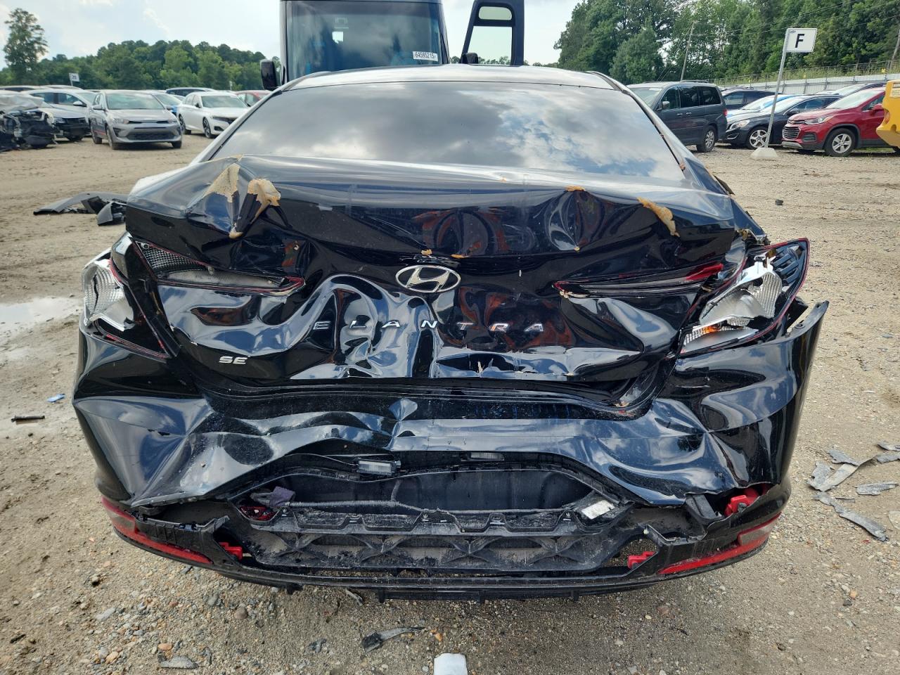2019 Hyundai Elantra Se VIN: 5NPD74LFXKH455769 Lot: 64466525