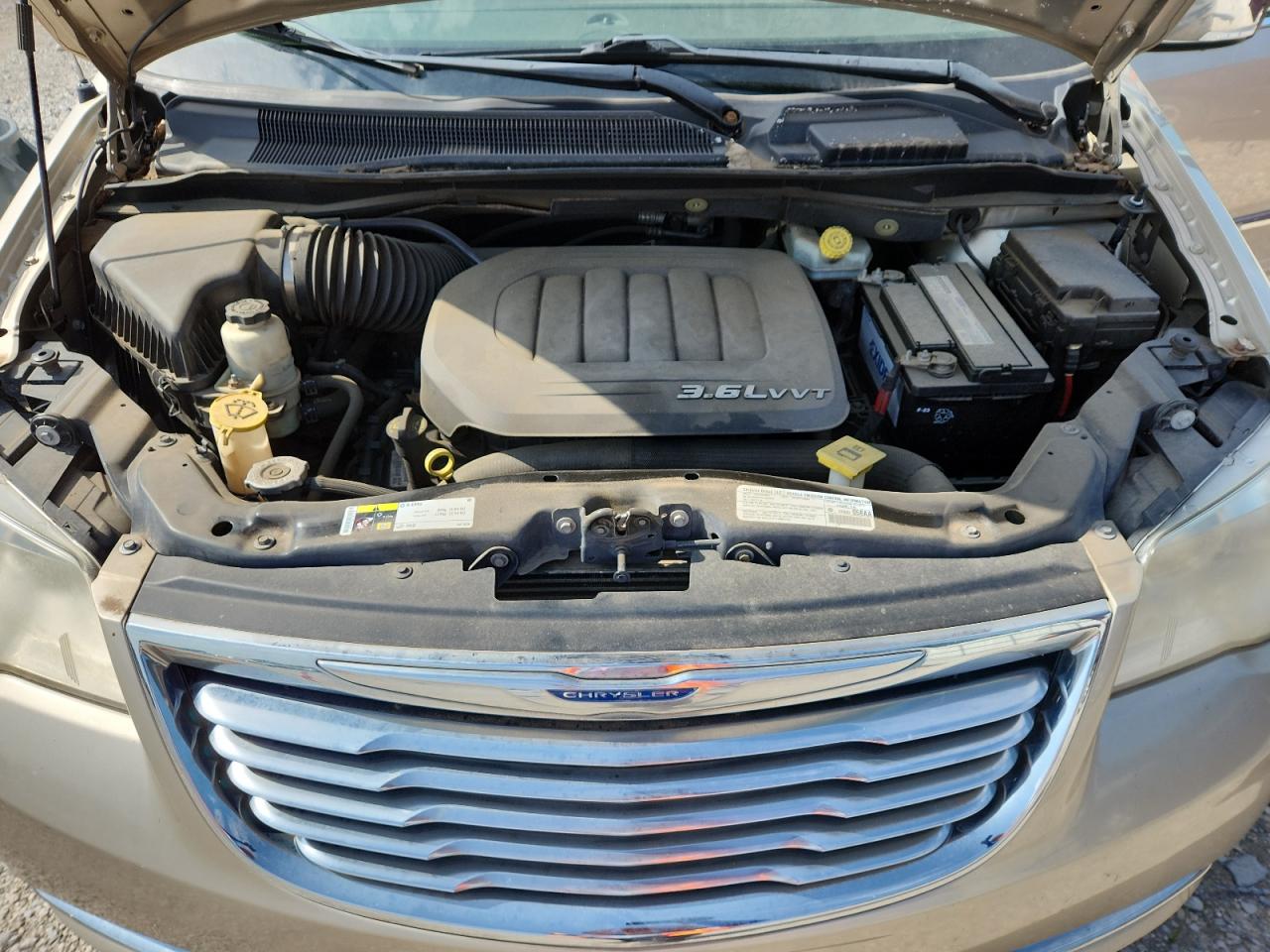 2014 Chrysler Town & Country Touring L VIN: 2C4RC1CG3ER108672 Lot: 63383815