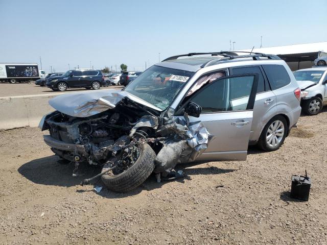  SUBARU FORESTER 2012 Srebrny