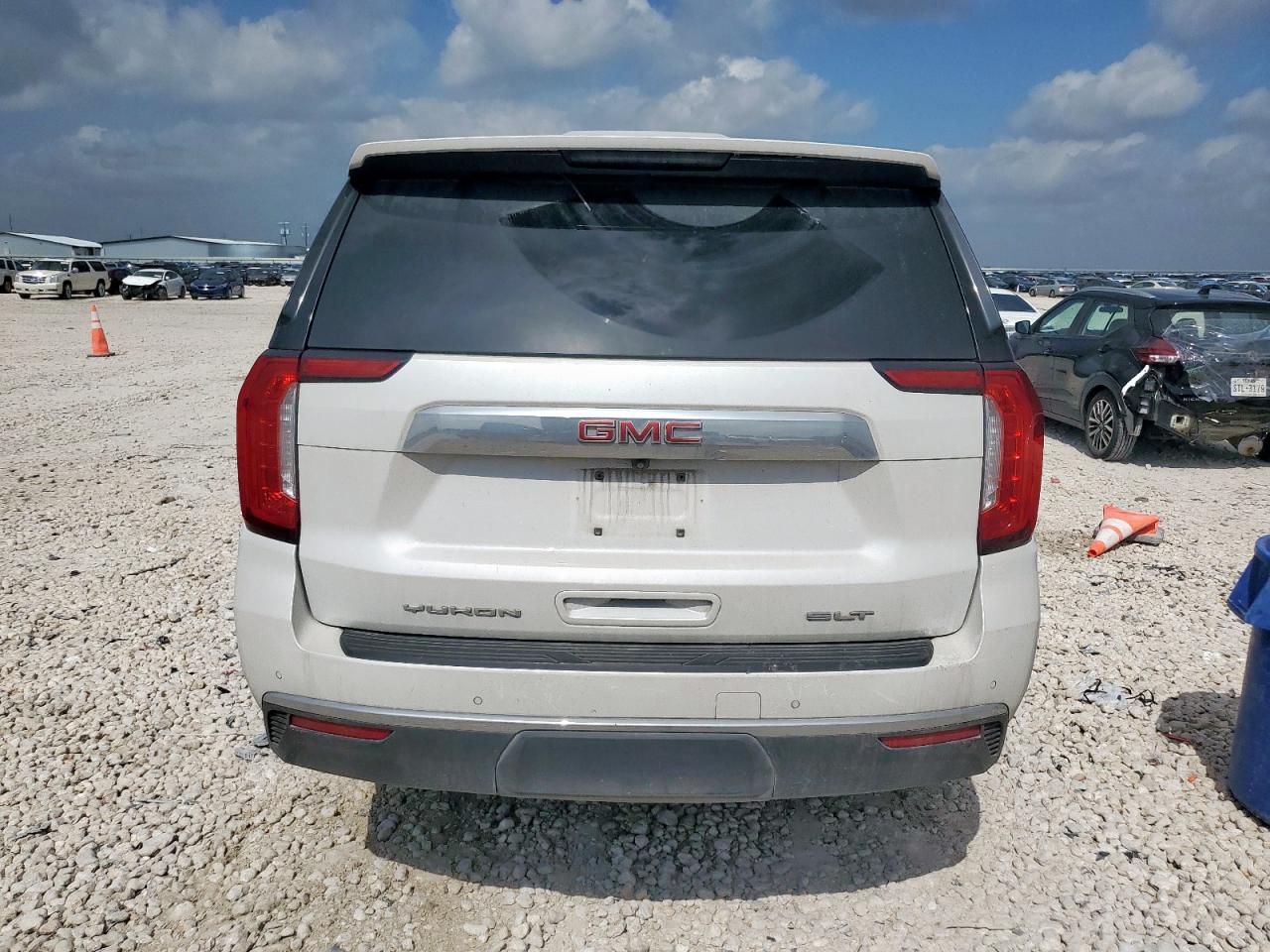 2021 GMC Yukon Slt VIN: 1GKS1BKD8MR287613 Lot: 64808745