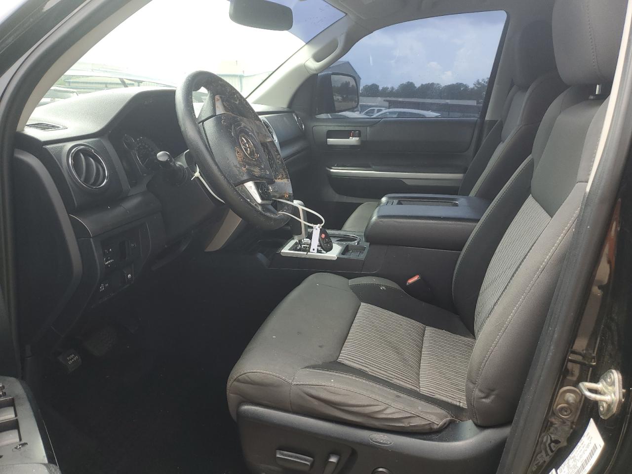 2017 Toyota Tundra Crewmax Sr5 VIN: 5TFEW5F1XHX217236 Lot: 66151995