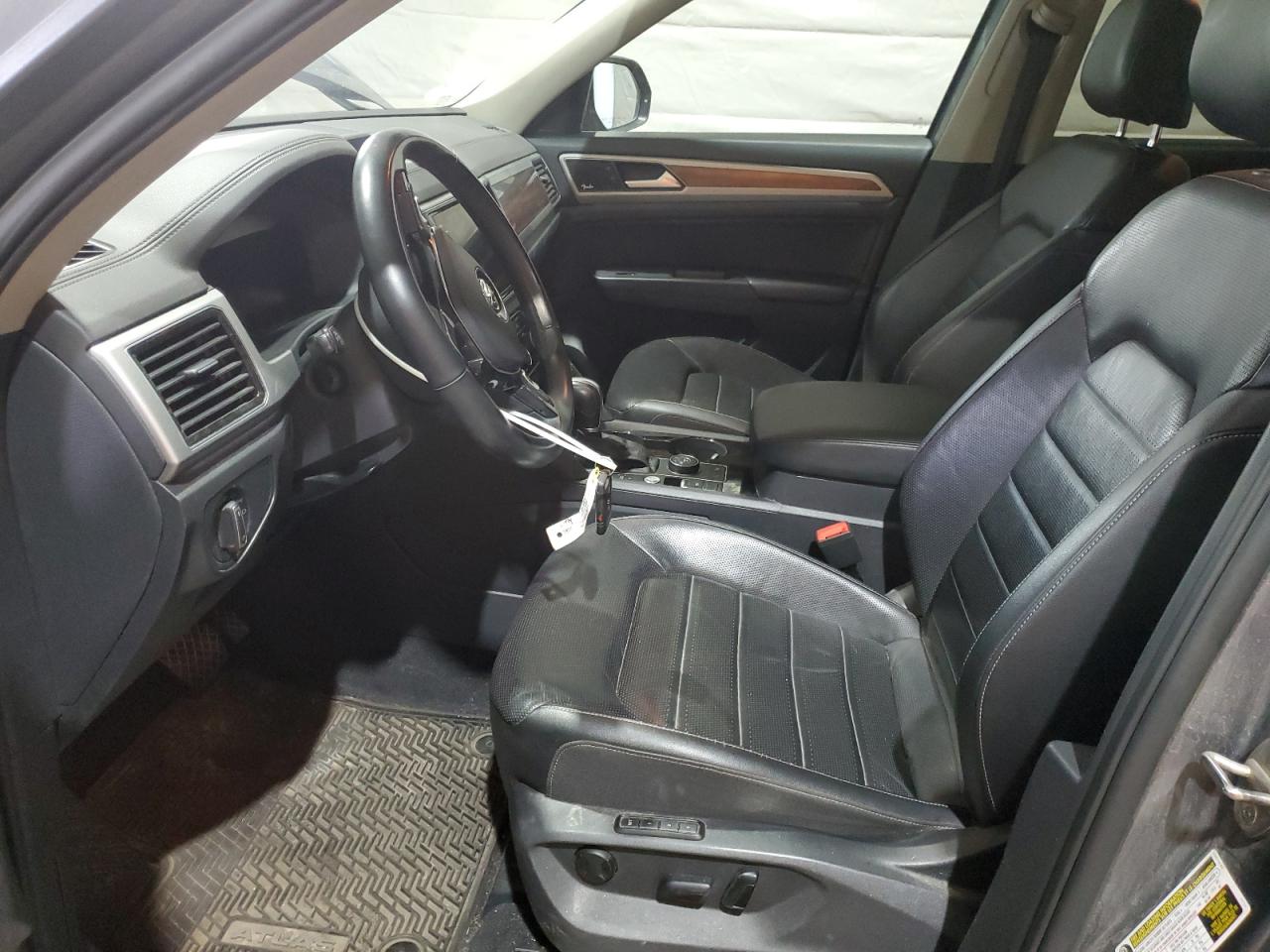2018 Volkswagen Atlas Sel Premium VIN: 1V2NR2CA4JC574398 Lot: 62816475