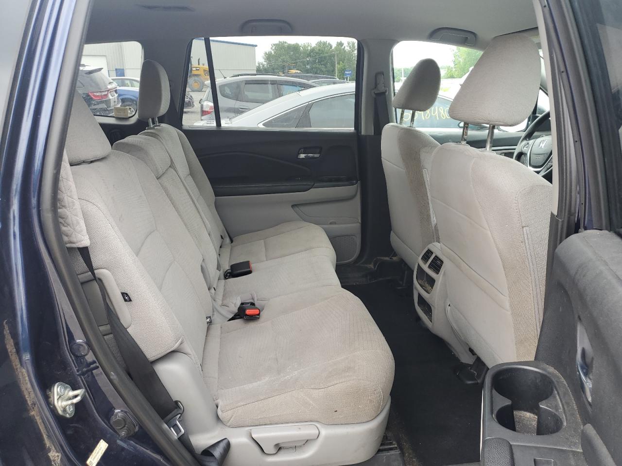 2016 Honda Pilot Lx VIN: 5FNYF6H19GB078256 Lot: 64649425