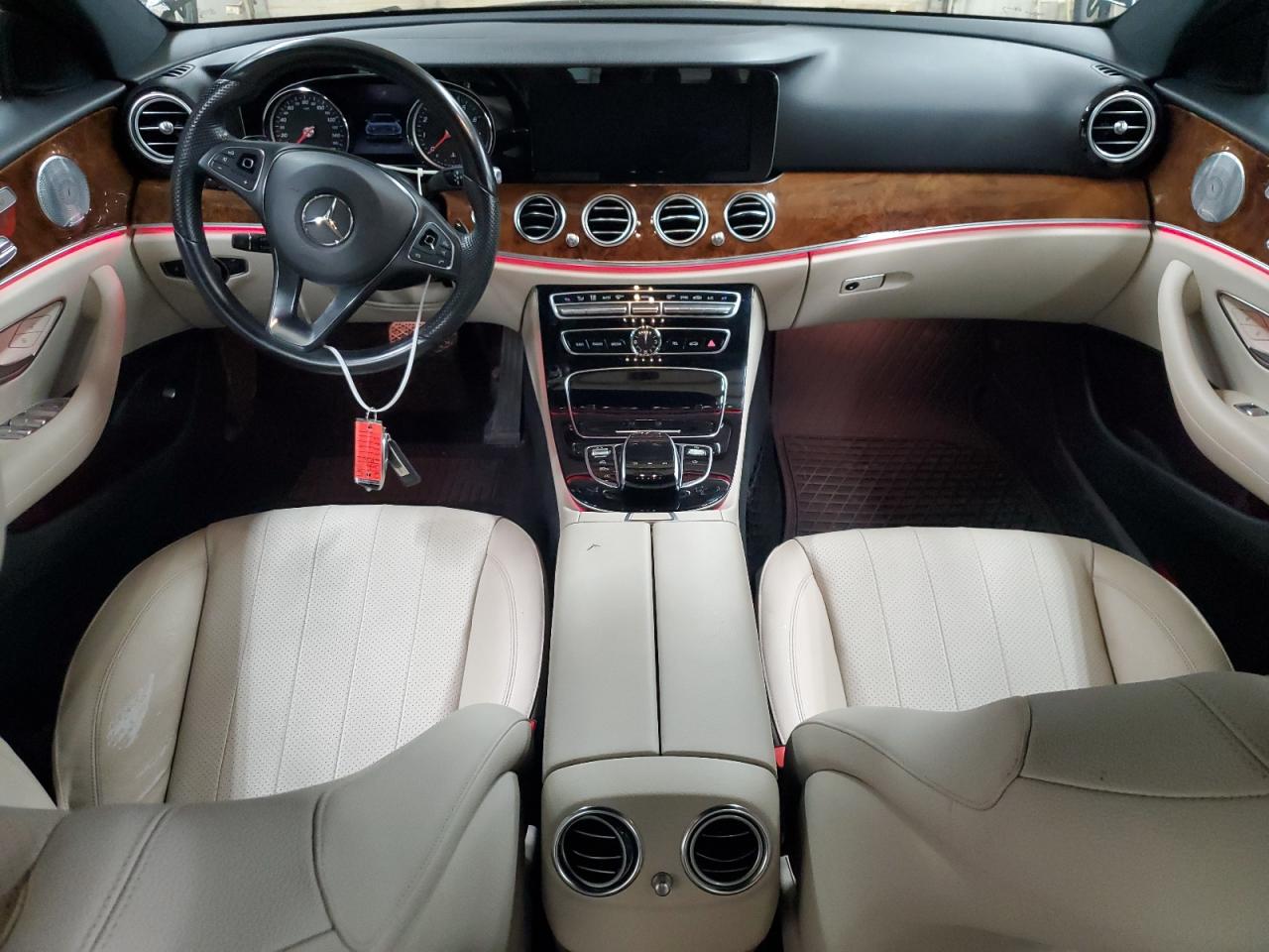 2017 Mercedes-Benz E 300 VIN: WDDZF4JB6HA231901 Lot: 63107975