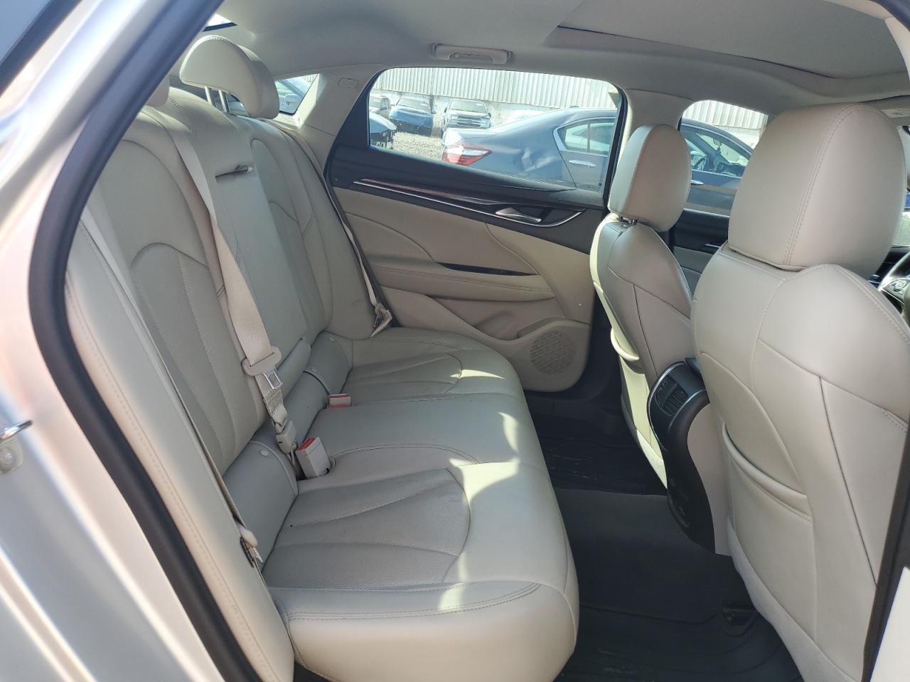 2017 Buick Lacrosse Premium VIN: 1G4ZR5SS2HU201861 Lot: 66666035