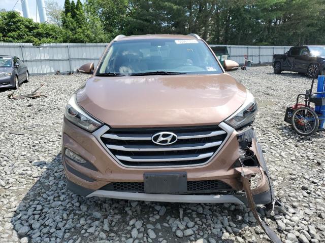  HYUNDAI TUCSON 2017 Brown