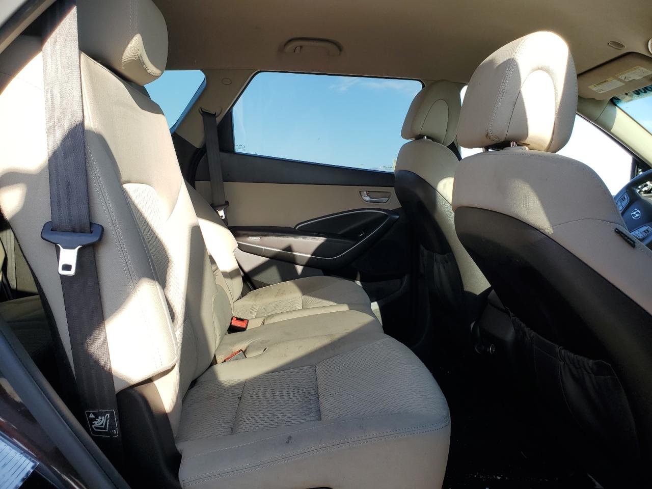 2016 Hyundai Santa Fe Se VIN: KM8SMDHF4GU151922 Lot: 64308065